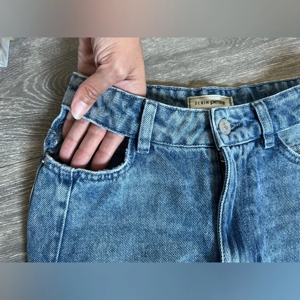 PIMKIE High Waisted Slouchy Cut Out Mom Jeans in Light Blue Size S - Picture 11 of 16